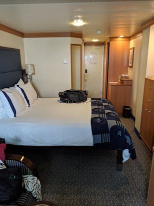 Disney Magic Cabins & Staterooms - Cruiseline.com