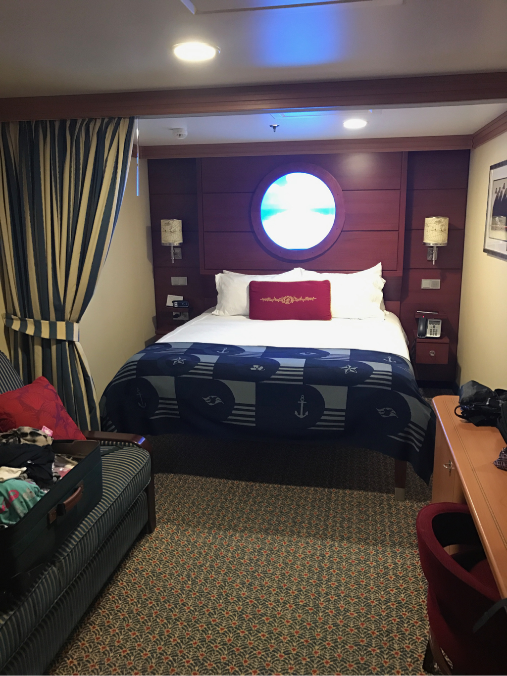 Disney Fantasy Cabins & Staterooms - Cruiseline.com