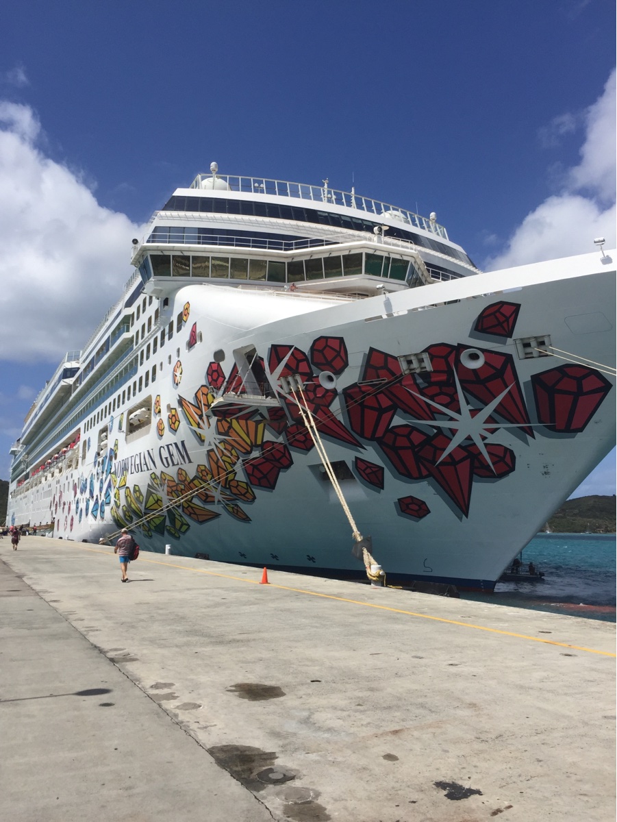 Norwegian Gem Reviews Ship Details Photos Cruiseline Com