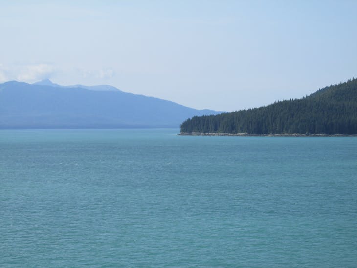 View of the shoreline - Norwegian Pearl