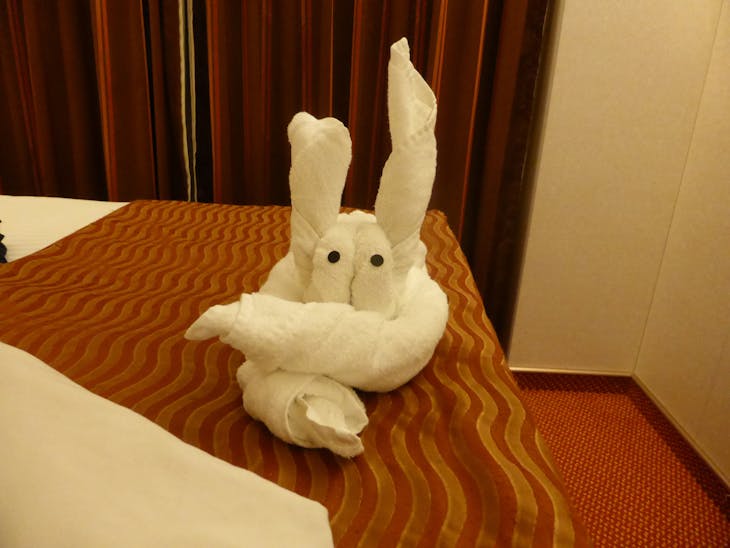 Towel Animal -  Bunny - Carnival Dream