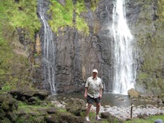 Take the around Tahiti tour, includes lunch, educational and beautiful