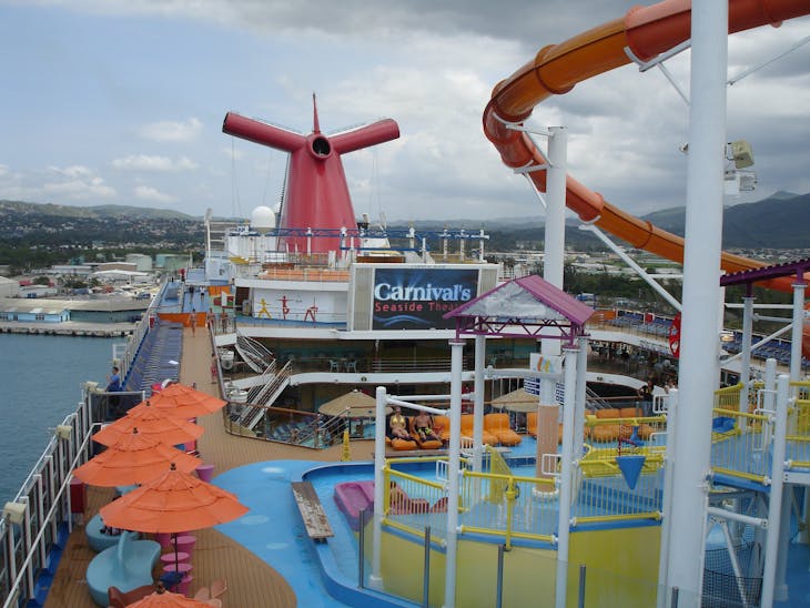 Deck 11 View - Carnival Magic