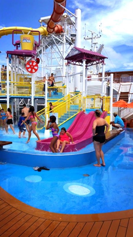 Lido Deck Water Park - Carnival Magic