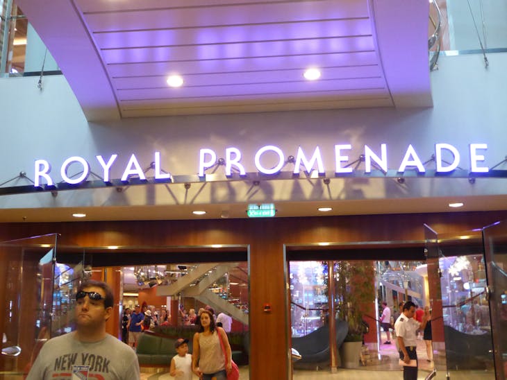 Royal Promenade - Allure of the Seas