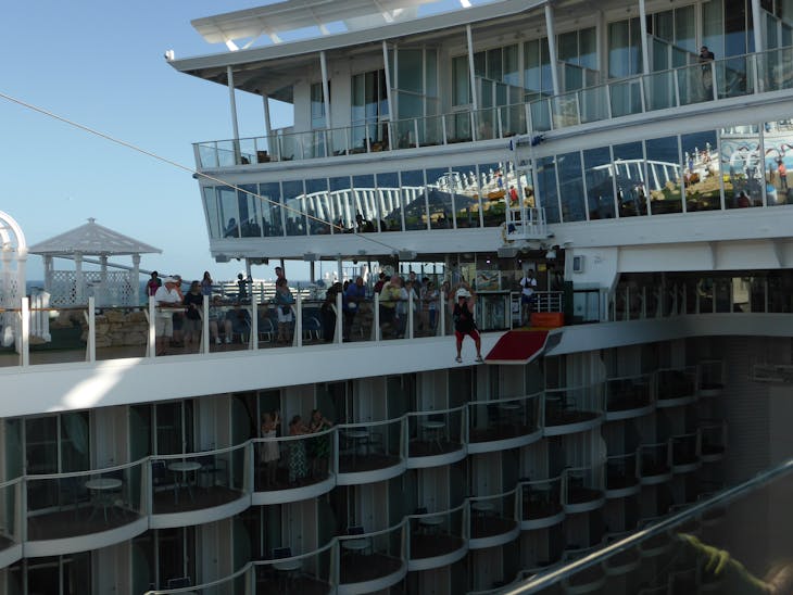 Zipline - Allure of the Seas