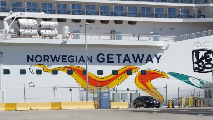 First view of ship in Miami - Norwegian Getaway