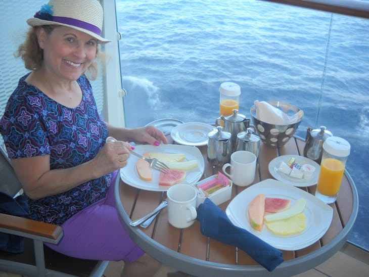 Celebrity Silhouette cabin 9334 - Breakfast at Balcony