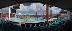 Freedom of the Seas main pool deck