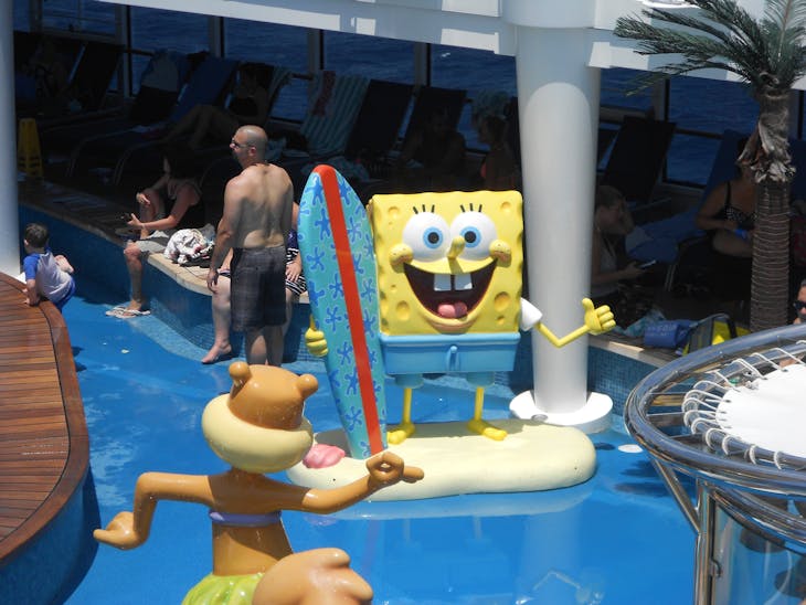 Kids Pool Area - Norwegian Breakaway