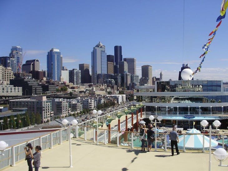 Seattle skyline - Norwegian Pearl