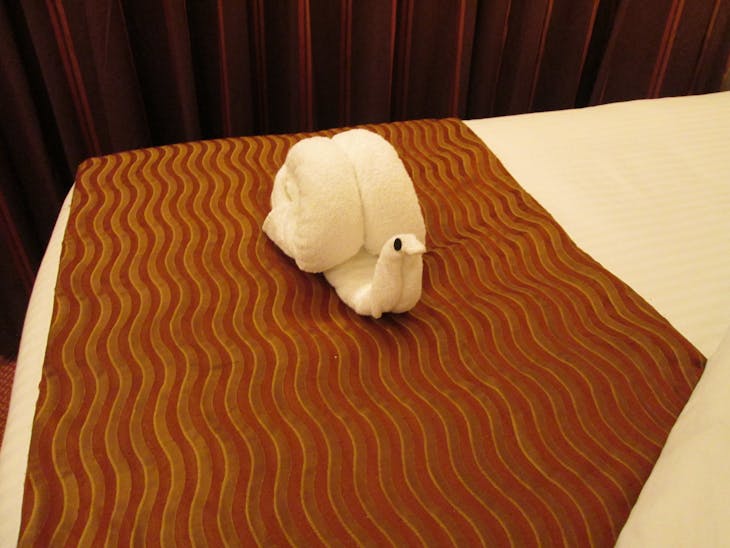 Snail Towel Art - Carnival Dream