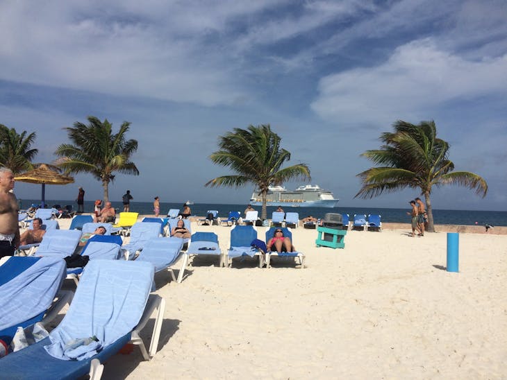 Beautiful Coco Cay. The ship out at sea.  - Anthem of the Seas