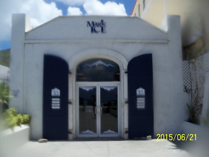 Charlotte Amalie, St. Thomas - Magic Ice ice bar.