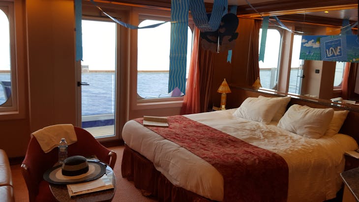 Carnival Freedom cabin 7278 - Ocean Suite