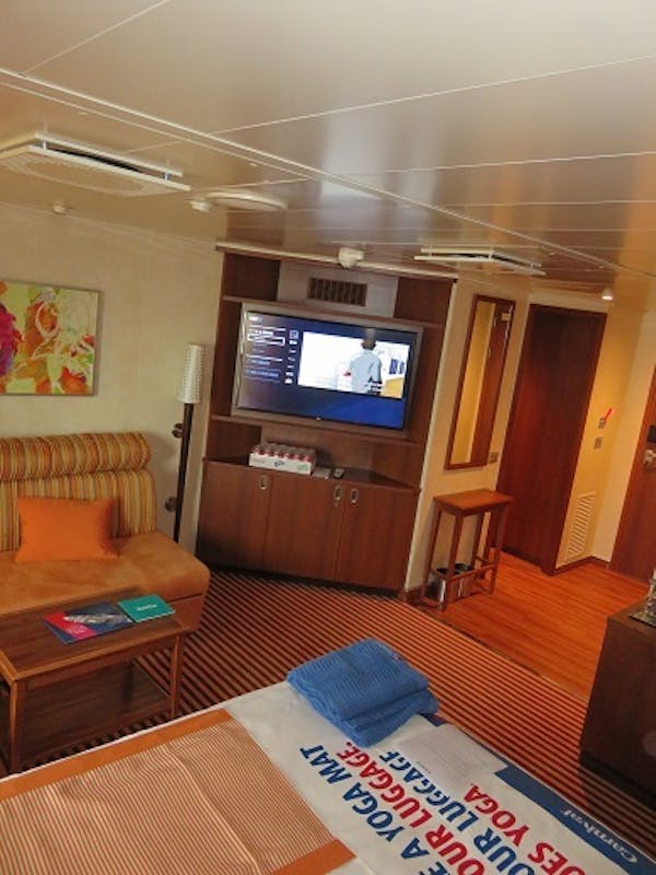 View 3 - Big TV - Carnival Vista