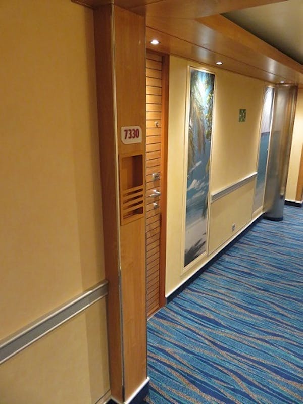 Hallway 1 - Carnival Vista