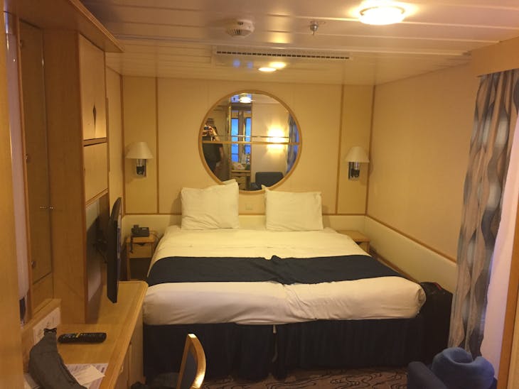 Navigator of the Seas cabin 9595 - Interior Stateroom