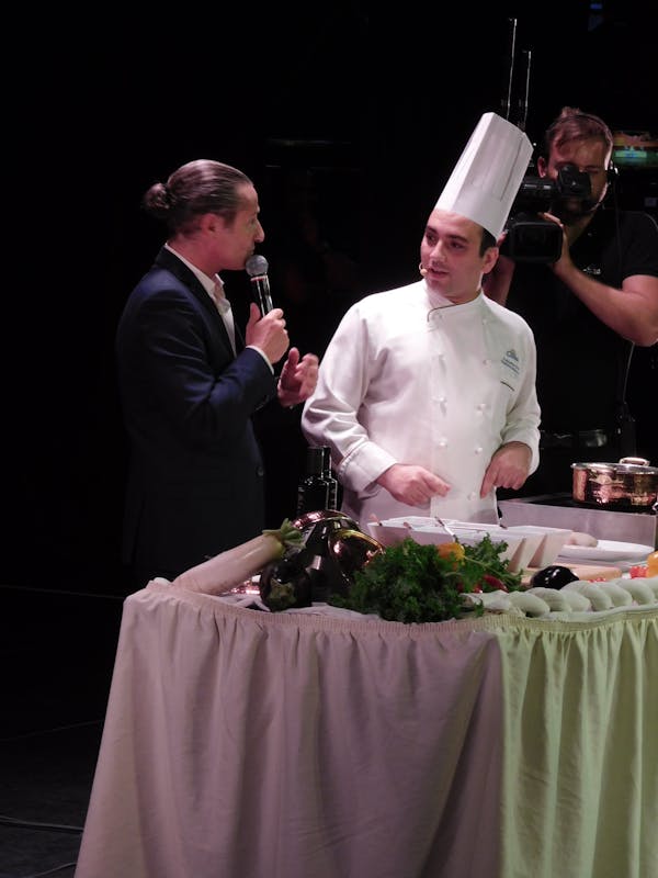 Stellario Minutolo, chef at cooking demo in theatre - Costa Deliziosa