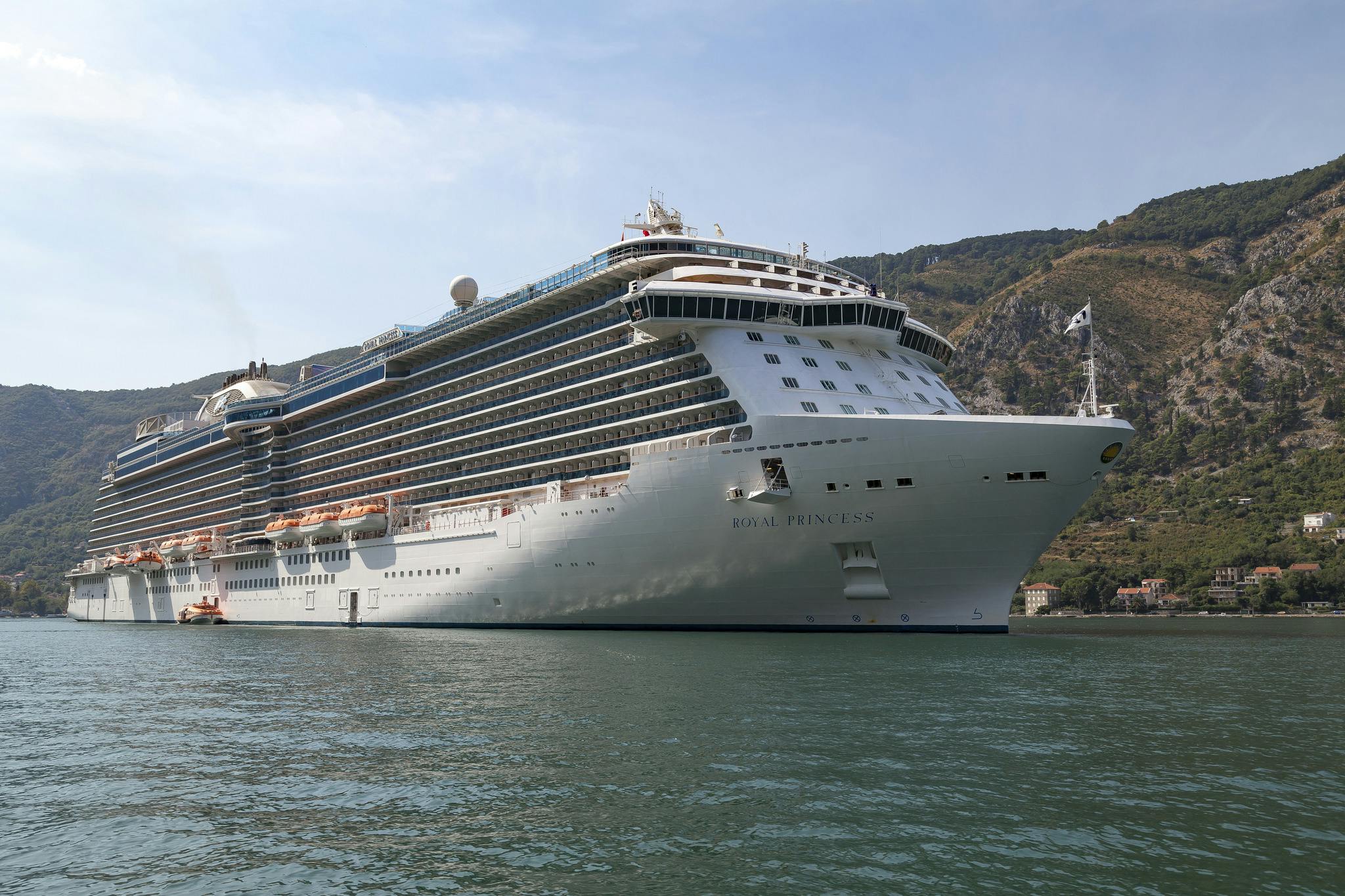 Royal Princess Cruise Review by neonbubble - September 10, 2016