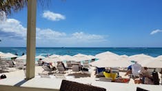 George Town, Grand Cayman - 7 mile beach Grand Caymon