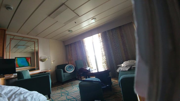 Grandeur of the Seas cabin 8578 - Room