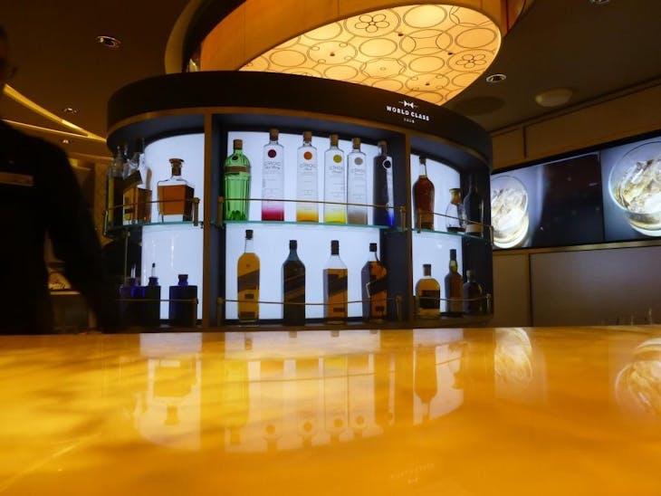 World Class Bar - Celebrity Reflection