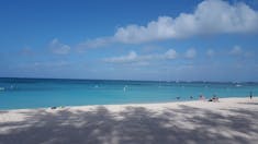 George Town, Grand Cayman - Governors beach 