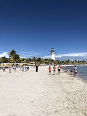 The beach at Harvest Caye