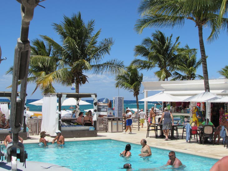 Cozumel, Mexico - Nice beach complex to spend a day at