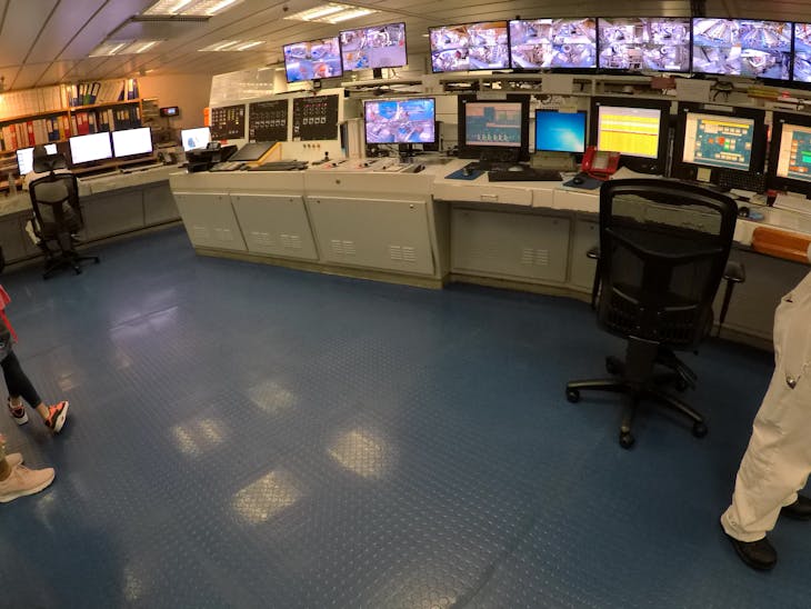 Engine Control Room(All-Access Tour) - Majesty of the Seas