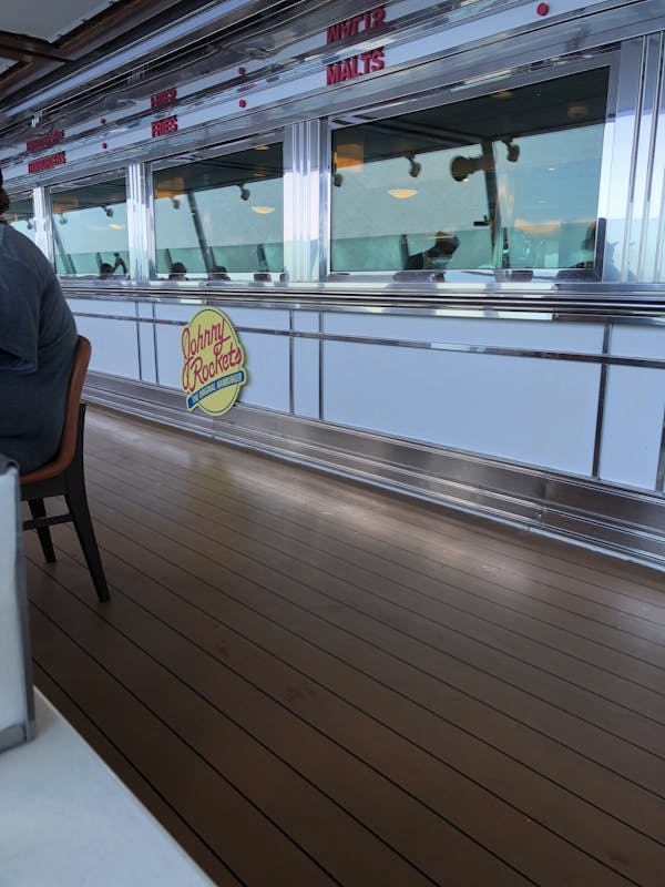 Independence of the Seas, Dining, Johnny Rockets