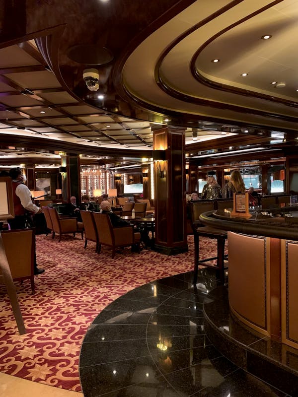 Majestic Princess, Dining, Crown Grill 