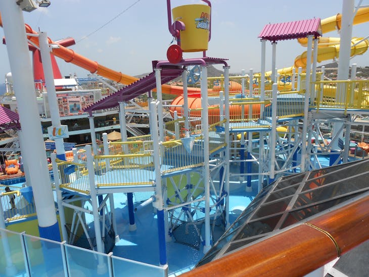 Water Park - Carnival Breeze