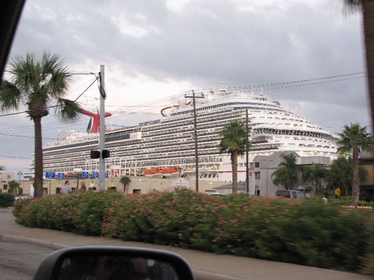 MAGIC at port in Galveston - Carnival Magic