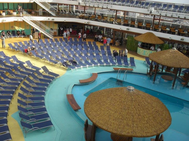 Lido Deck - Carnival Magic