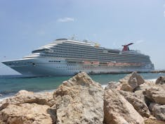 Carnival Breeze