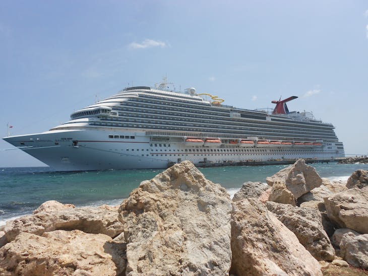 Carnival Breeze - Carnival Breeze