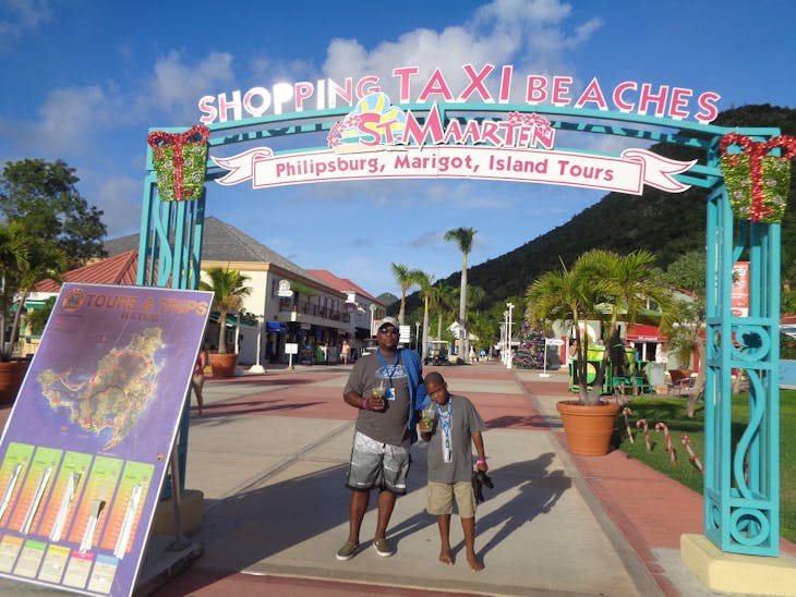 Philipsburg, St. Maarten - Leaving St.Martin