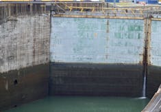 Panama Canal Transit - Going through the Canal locks