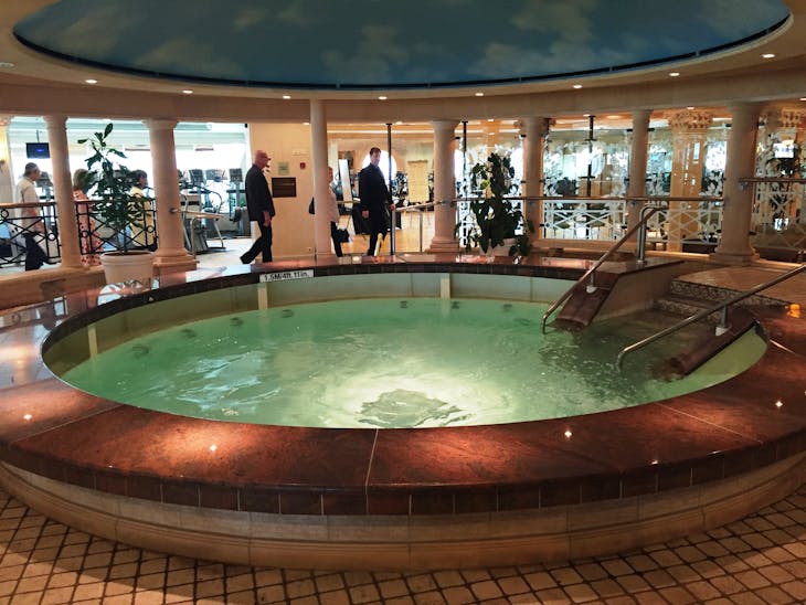 Thallassotherapy Pool in the Spa - Voyager of the Seas