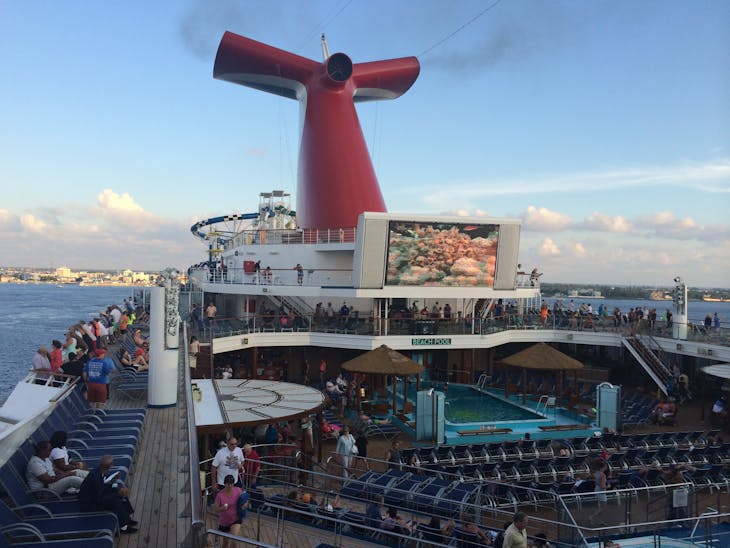 Lido Deck - Carnival Sunshine