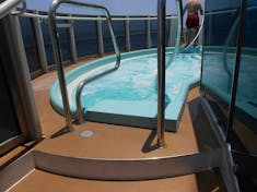 Deck 5 Hot Tub