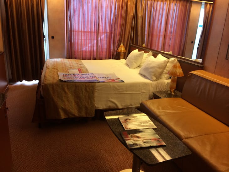 junior suite - Carnival Ecstasy