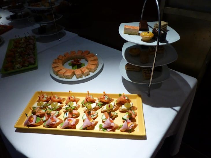Celebrity Infinity - canapes - Celebrity Infinity