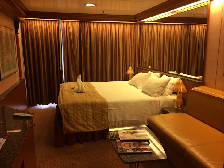 Junior suite - Carnival Ecstasy