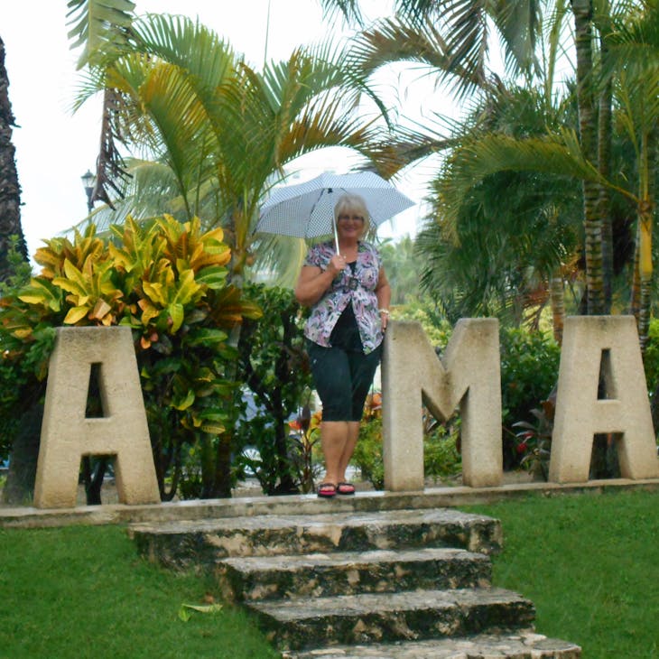 Puerta Maya - Carnival Elation