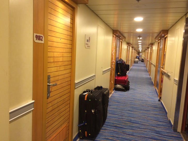 Decorated doors - Carnival Sunshine