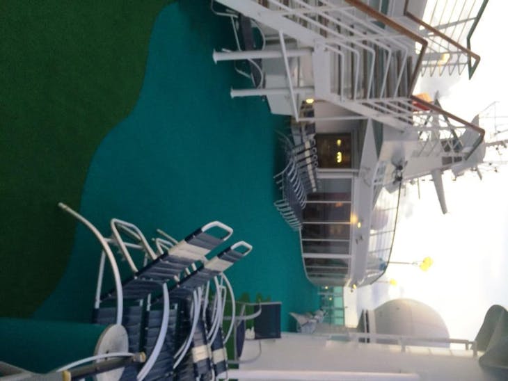 Sun Deck - Majesty of the Seas
