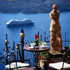Santorini, Greece - Quest in the Caldera